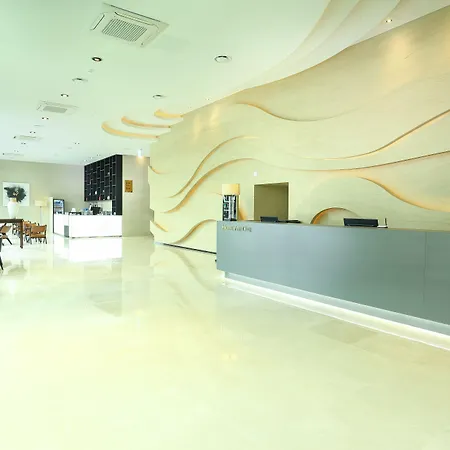 Hotel The One-2
